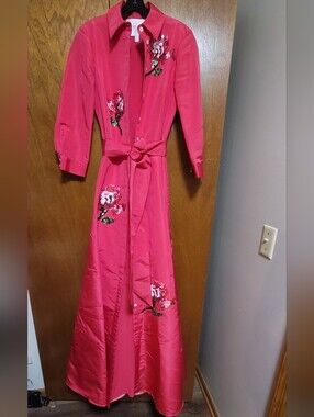 Carolina Herrera Embroidered Hot Pink Maxi Shirt Dress Size 2